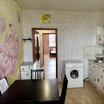 Сдается 1-комнатная квартира, 41,8 м²