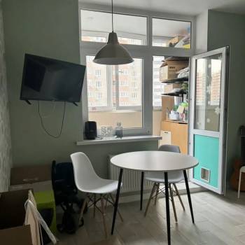 Сдается 1-комнатная квартира, 42 м²