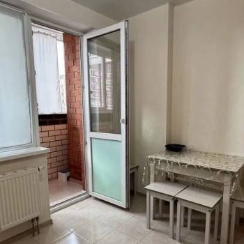Сдается 1-комнатная квартира, 35 м²