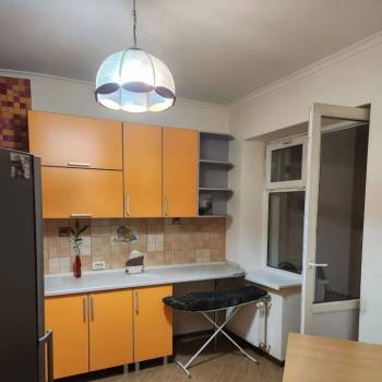 Сдается 1-комнатная квартира, 42 м²