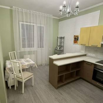 Сдается 1-комнатная квартира, 47,7 м²