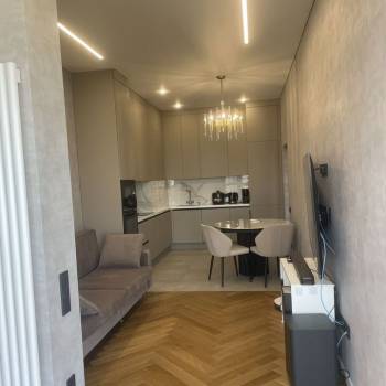 Продается 2-х комнатная квартира, 57 м²