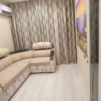Сдается 1-комнатная квартира, 42 м²