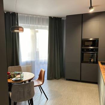 Сдается 2-х комнатная квартира, 75 м²