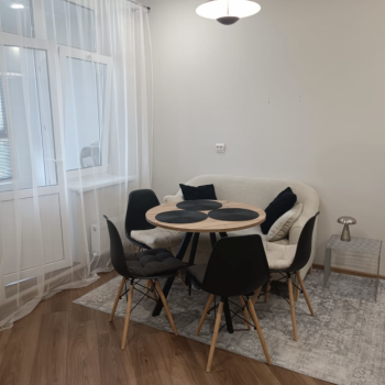 Сдается 1-комнатная квартира, 44 м²