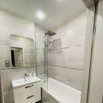 Сдается 2-х комнатная квартира, 70 м²