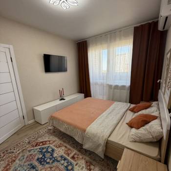 Сдается 1-комнатная квартира, 42 м²
