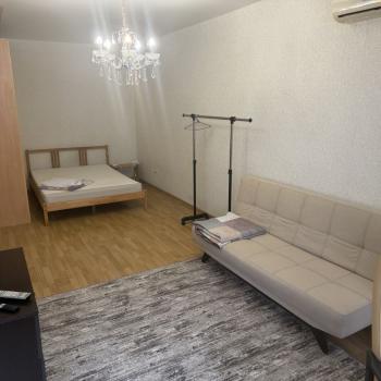 Сдается 1-комнатная квартира, 43 м²