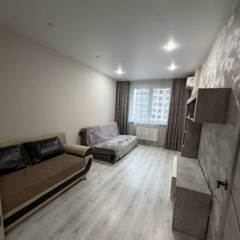 Сдается 1-комнатная квартира, 36 м²