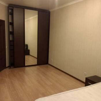 Сдается 1-комнатная квартира, 48 м²