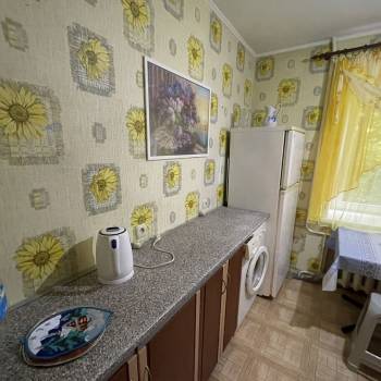 Сдается Многокомнатная квартира, 60 м²