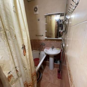 Сдается Многокомнатная квартира, 60 м²