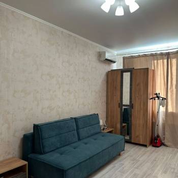 Продается 1-комнатная квартира, 43 м²