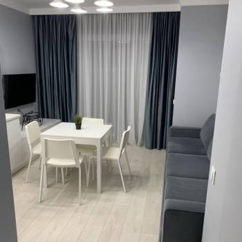 Сдается 1-комнатная квартира, 52 м²