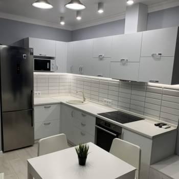 Сдается 1-комнатная квартира, 52 м²