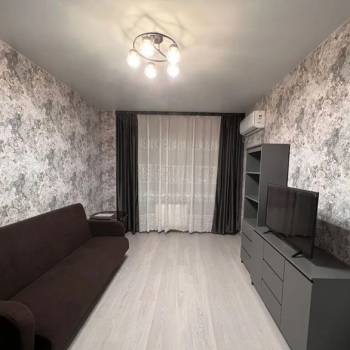 Сдается 1-комнатная квартира, 41,5 м²