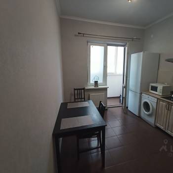 Сдается 1-комнатная квартира, 35 м²