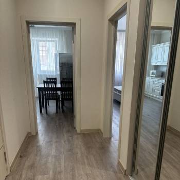 Сдается 1-комнатная квартира, 43 м²