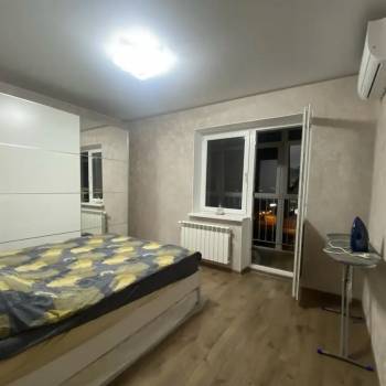 Сдается Многокомнатная квартира, 105 м²
