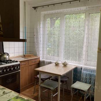 Сдается Многокомнатная квартира, 60 м²