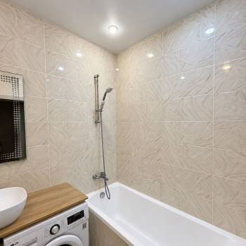Продается 1-комнатная квартира, 37 м²