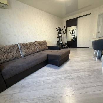 Продается 1-комнатная квартира, 35,9 м²