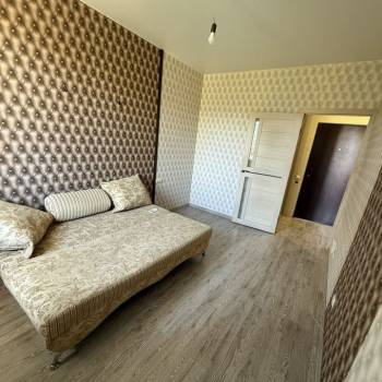 Продается 1-комнатная квартира, 30 м²