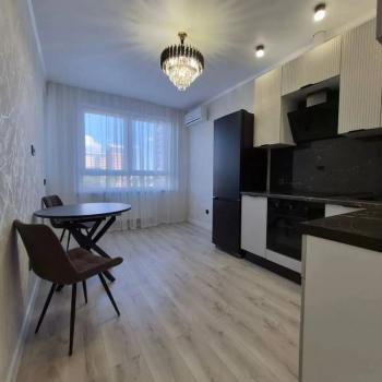 Продается 1-комнатная квартира, 38 м²