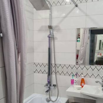 Продается 1-комнатная квартира, 42 м²