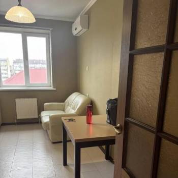 Продается 1-комнатная квартира, 36,7 м²