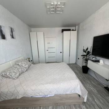 Продается 1-комнатная квартира, 51,9 м²