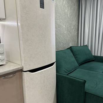Продается 1-комнатная квартира, 42,7 м²