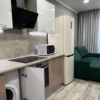 Продается 1-комнатная квартира, 42,7 м²