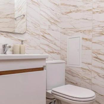 Продается 1-комнатная квартира, 42,5 м²
