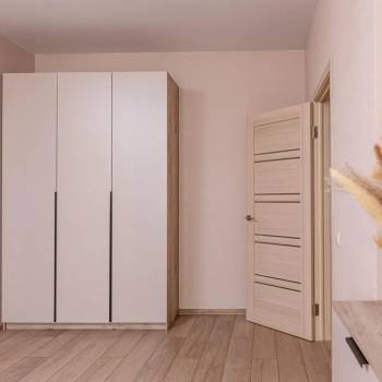 Продается 1-комнатная квартира, 42,5 м²
