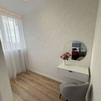 Продается 1-комнатная квартира, 35 м²