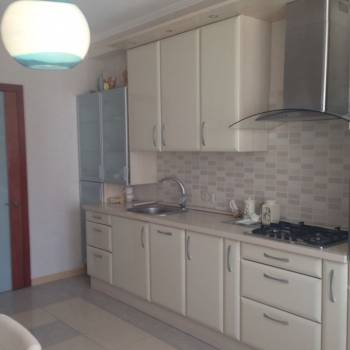 Сдается Многокомнатная квартира, 110 м²