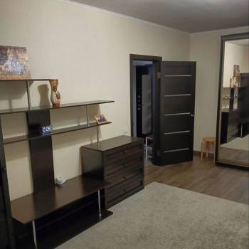 Продается 1-комнатная квартира, 43,2 м²