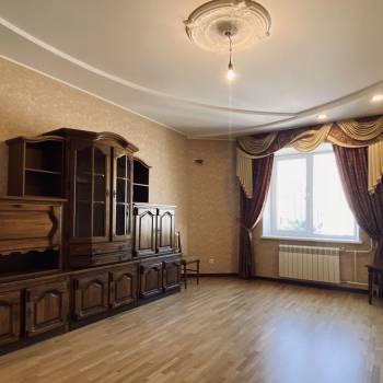 Продается 3-х комнатная квартира, 110 м²