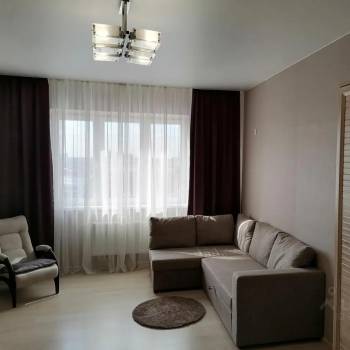 Продается 1-комнатная квартира, 49 м²