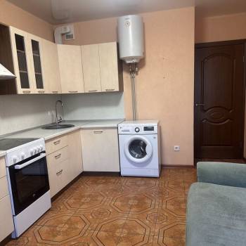 Продается 1-комнатная квартира, 36,9 м²