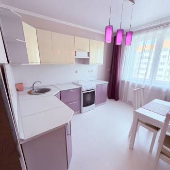 Продается 1-комнатная квартира, 41 м²