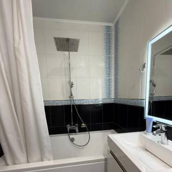 Сдается 2-х комнатная квартира, 70 м²