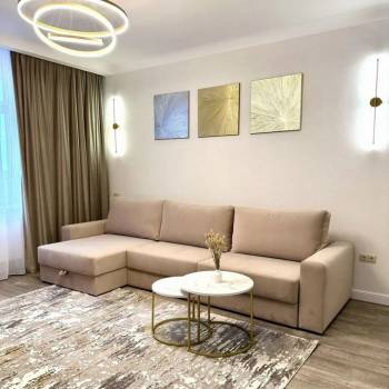 Сдается 2-х комнатная квартира, 79,5 м²