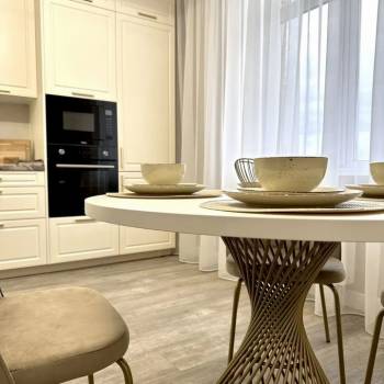 Сдается 2-х комнатная квартира, 79,5 м²