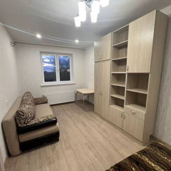 Сдается 1-комнатная квартира, 32 м²