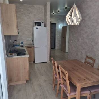 Продается 1-комнатная квартира, 39 м²