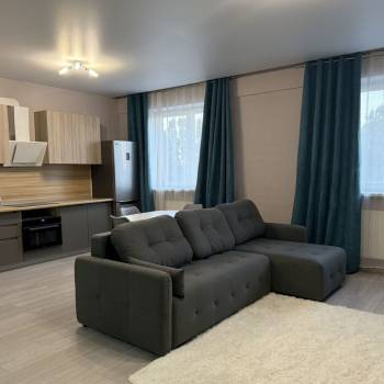 Сдается 1-комнатная квартира, 42 м²