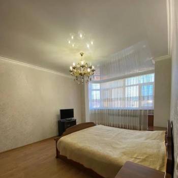 Сдается 1-комнатная квартира, 42 м²