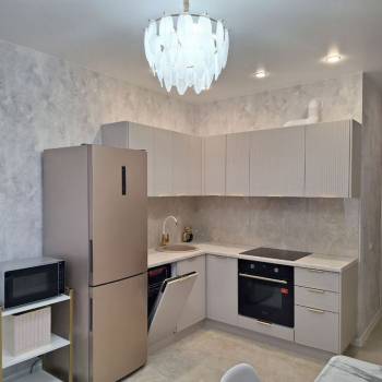 Сдается 1-комнатная квартира, 46 м²